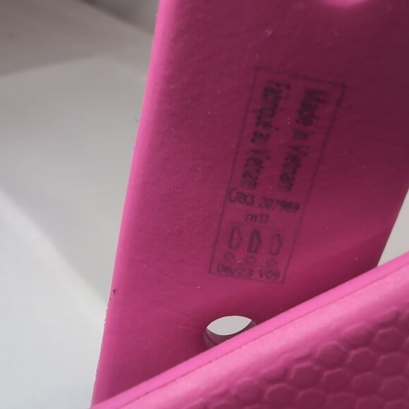 Crocs Classic Mega Crush Juice Pink Unisex Sandals 11 M11/W12.5 207989 Platform - Picture 15 of 16